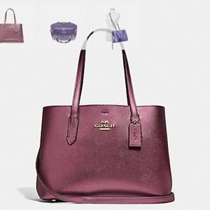 New Coach Avenue Purse Crossbody